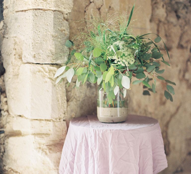 Lilac Table Cloth Wedding Decor | Fairytale Castle Wedding at Chateau de Lisse in France | Lilli Kad Photography