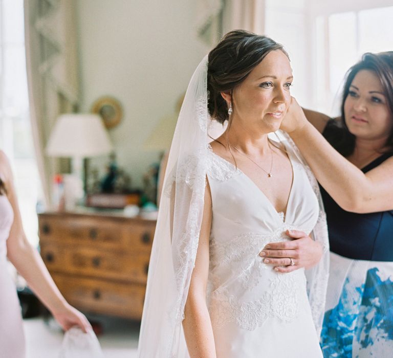 Bridal Preparations | Bride in Rose & Delilah Gown | David Jenkins Photography | Confetti & Silk Films