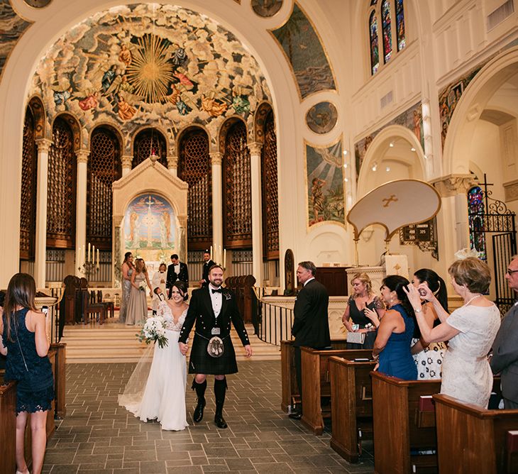 Wedding Ceremony at Trinity Cathedral, Miami | Bride in Lace Anne Barge Wedding Dress | Groom in Kilt & Sporran | Sara Lobla Photography