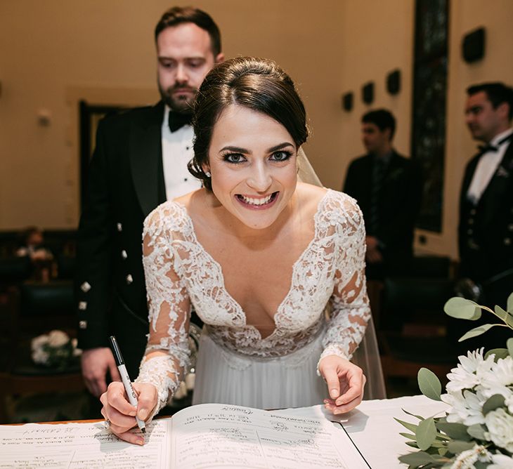 Wedding Ceremony at Trinity Cathedral, Miami | Bride in Lace Anne Barge Wedding Dress | Groom in Kilt & Sporran | Sara Lobla Photography