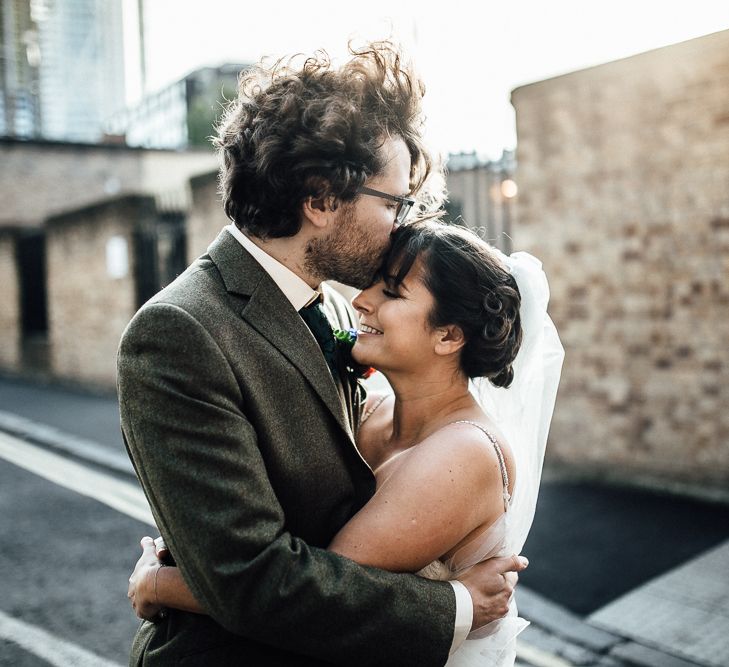 Vintage Inspired Wedding With 20s & 30s Influences In London At Shoreditch Studios With Images From Beatrici Photography And Styling By The Barnables