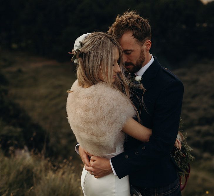 Outdoor Coastal Wedding at Ravensheugh Log Cabin in Scotland | Alpacas | MacGregor and MacDuff Kilts | Album Weddings Photography | Second Shooter Lovro Rozina