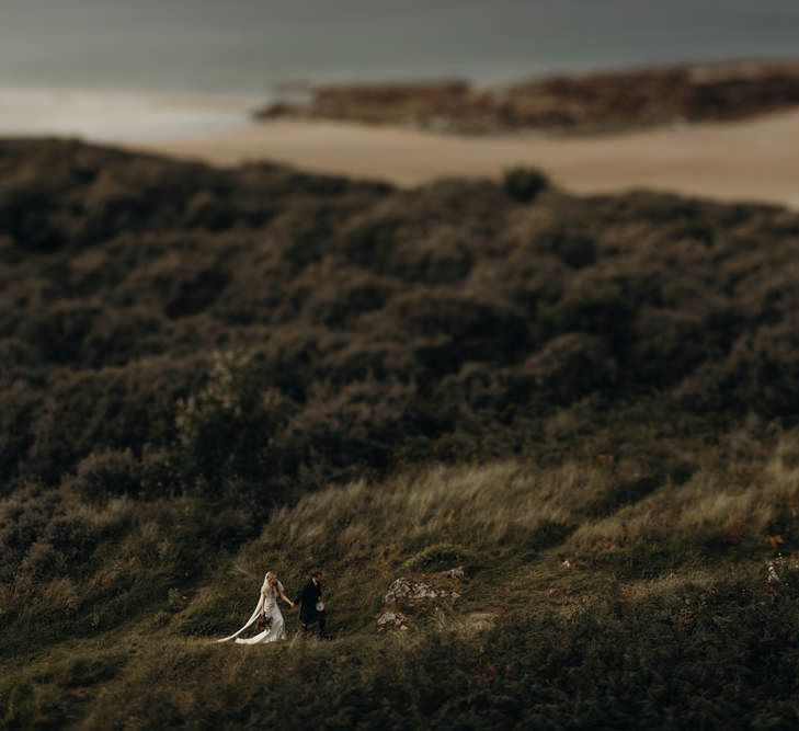 Outdoor Coastal Wedding at Ravensheugh Log Cabin in Scotland | Alpacas | MacGregor and MacDuff Kilts | Album Weddings Photography | Second Shooter Lovro Rozina