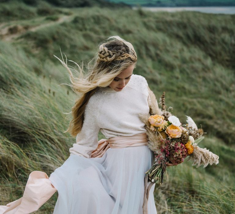 Autumnal Wedding Inspiration At The Coast With Pampas Grass Moon Gate & Drip Icing Cake With Images From Olivia Bossert Photography & Styling By The Artful Event Co