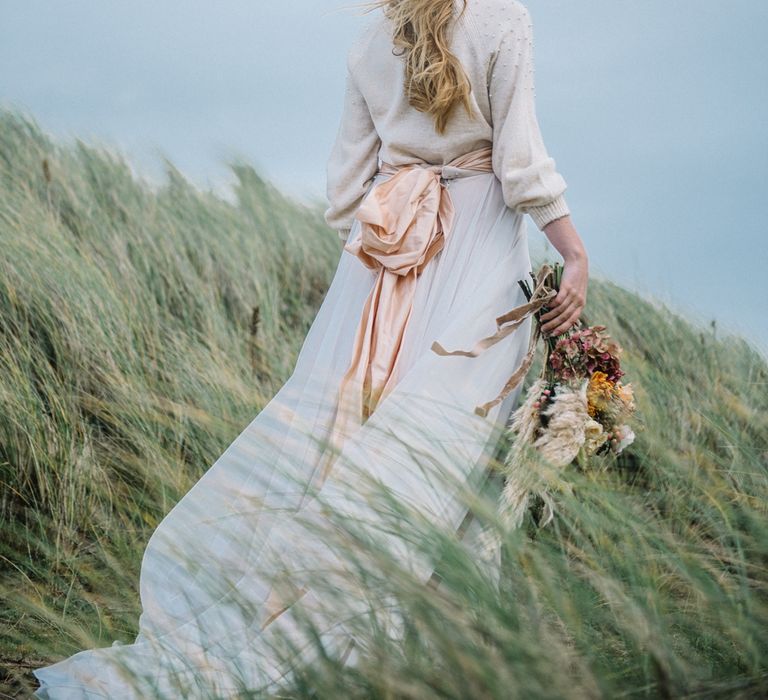 Autumnal Wedding Inspiration At The Coast With Pampas Grass Moon Gate & Drip Icing Cake With Images From Olivia Bossert Photography & Styling By The Artful Event Co