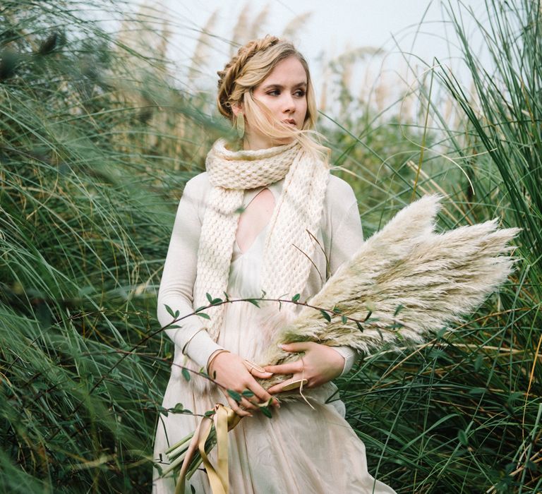 Autumnal Wedding Inspiration At The Coast With Pampas Grass Moon Gate & Drip Icing Cake With Images From Olivia Bossert Photography & Styling By The Artful Event Co