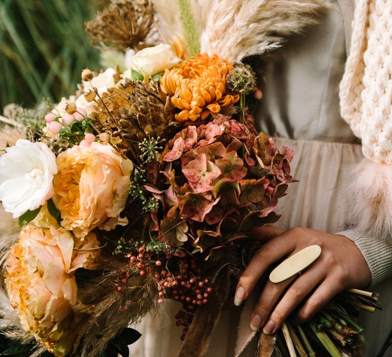 Autumnal Wedding Inspiration At The Coast With Pampas Grass Moon Gate & Drip Icing Cake With Images From Olivia Bossert Photography & Styling By The Artful Event Co