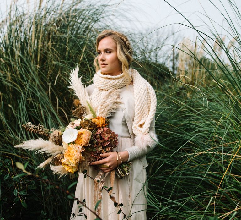 Autumnal Wedding Inspiration At The Coast With Pampas Grass Moon Gate & Drip Icing Cake With Images From Olivia Bossert Photography & Styling By The Artful Event Co