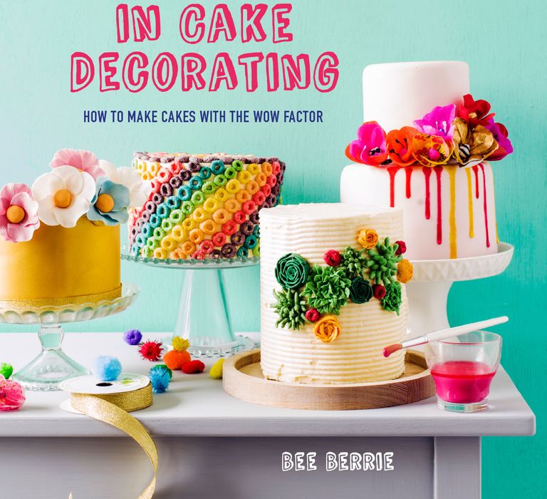 Bee's Book 'Bee's Adventures In Cake Decorating'