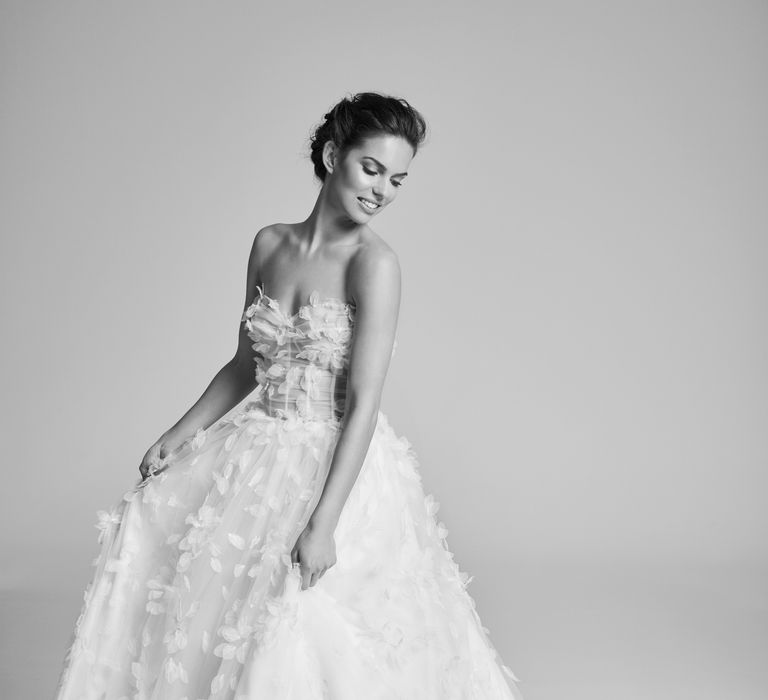 Posey | The Belle Epoque Collection by <a href="https://www.suzanneneville.com/" target="_blank">Suzanne Neville</a>