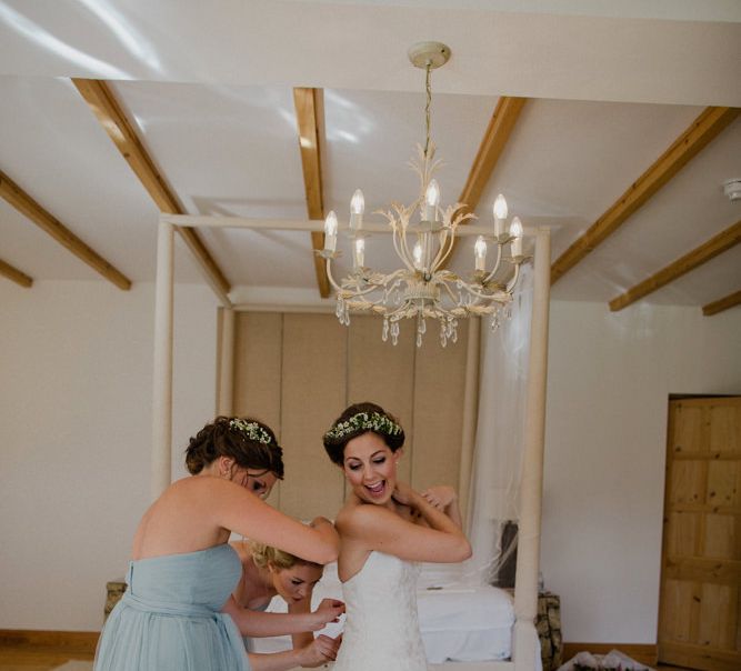 Getting Ready | Bride in Modeca Bridal Gown | Bridesmaids in Blue Jenny Yoo Gowns | Woodland Themed Wedding at Achnagairn Estate near Inverness, Scotland | Zoe Alexander Photography