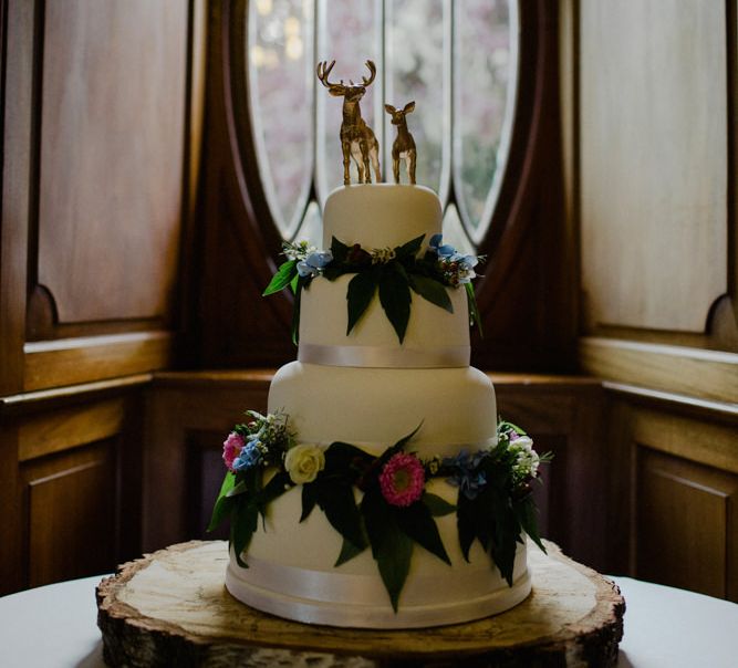 Total Icing Wedding Cake | Woodland Themed Wedding at Achnagairn Estate near Inverness, Scotland | Zoe Alexander Photography