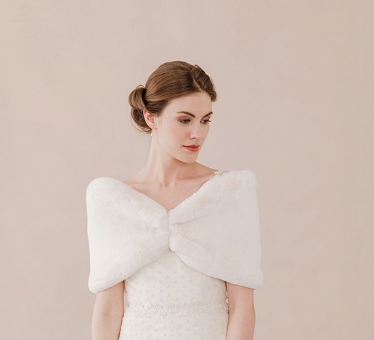 Marta Shrug // Faux fur bridal shrug