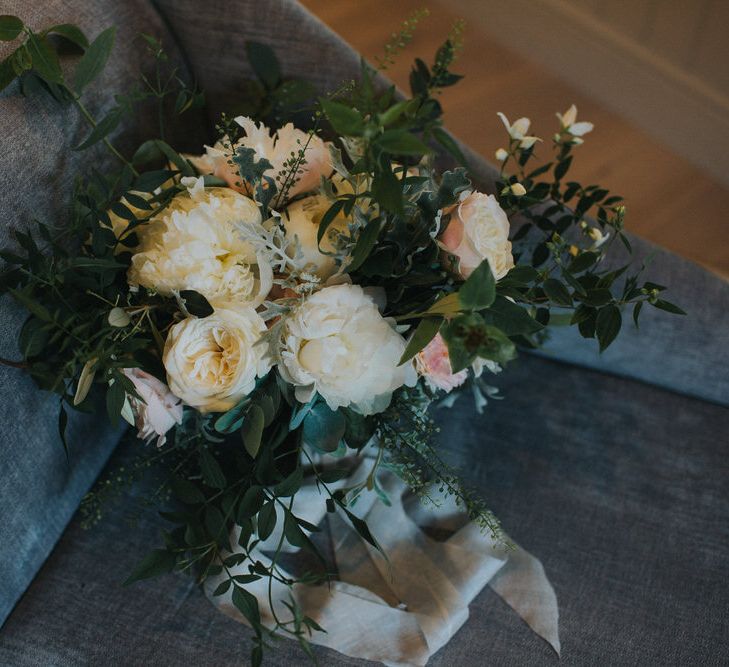 Organic & Blousy Wedding Bouquets