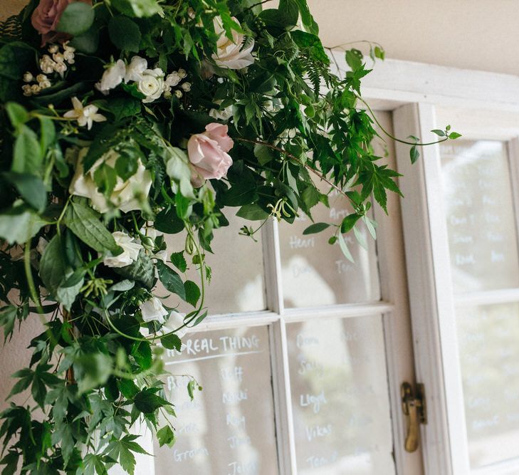 Glass Door Table Plan With Flowers