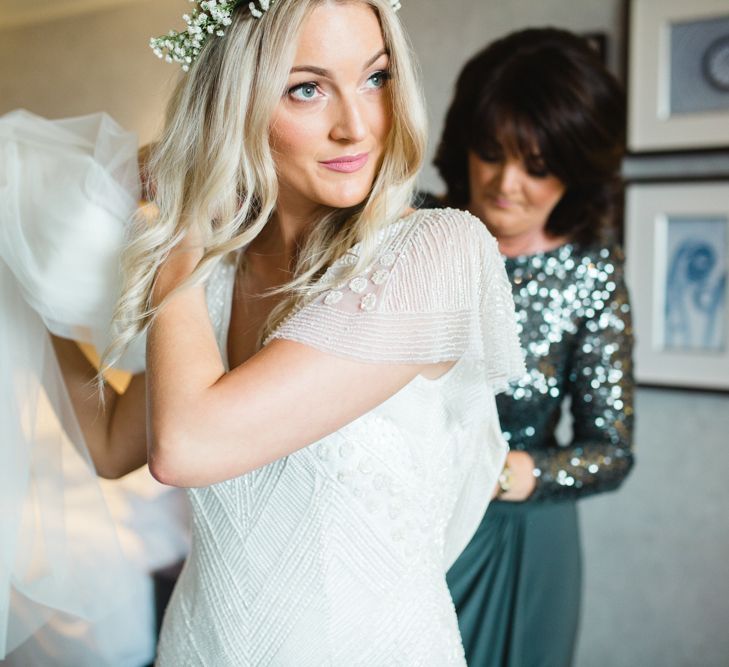 Getting Ready | Bride in Eliza Jane Howell Wilma Gown | The Gibson's Photography | Second Shooter Martin Venherm | White Balloon Films