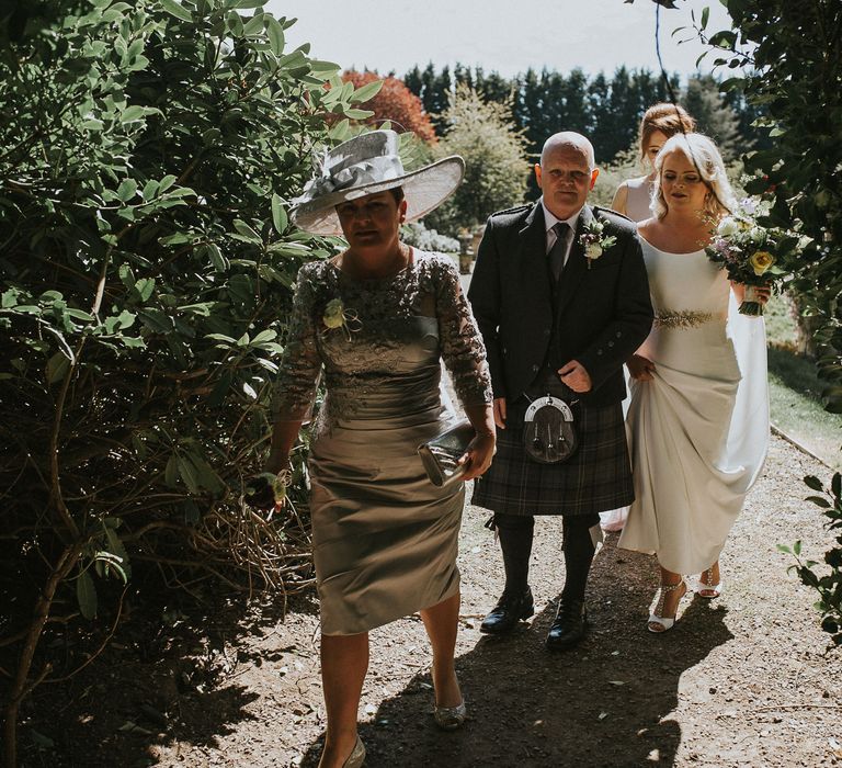 Bride In Suzanne Neville For A Rustic Wedding At The Byre Of Inchyra Scotland With Images From Maureen Du Preez