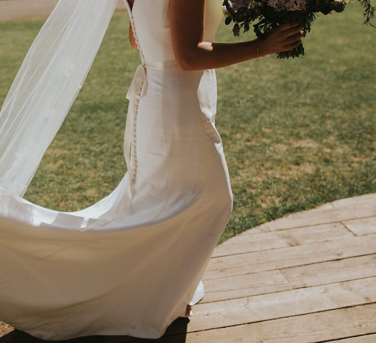 Bride In Suzanne Neville For A Rustic Wedding At The Byre Of Inchyra Scotland With Images From Maureen Du Preez