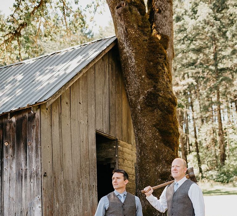 DIY At Home Farm Wedding with Rustic Decor & Wild Flowers | Lace Stella York Wedding Dress | Gloria Byler Photography