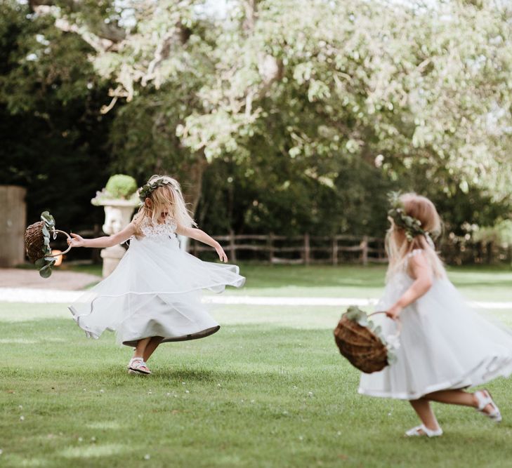 Flower Girls | Natural Wedding at Northbrook Park, Surrey | Green Antlers Photography | Gione Da Silva Film