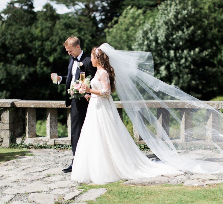 Romantic Bride & Groom Portrait