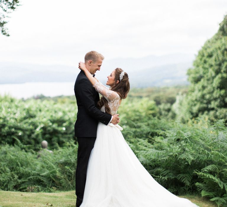 Romantic Bride & Groom Portrait