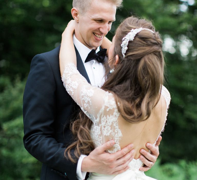 Romantic Bride & Groom Portrait