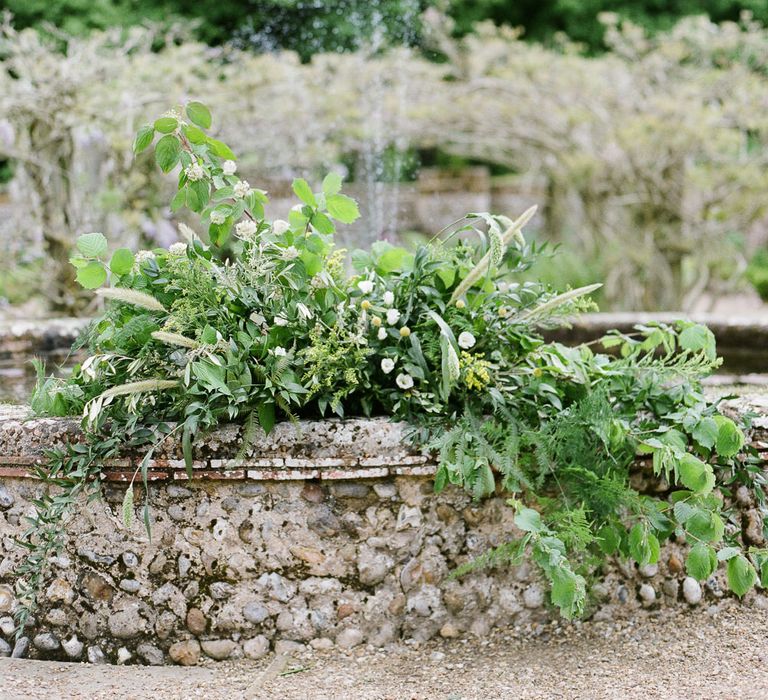 Classic Green & White Outdoor Country Wedding at Voewood in Norfolk, Planned & Styled by Vanilla Rose Weddings & Events | Julie Michaelsen Photography