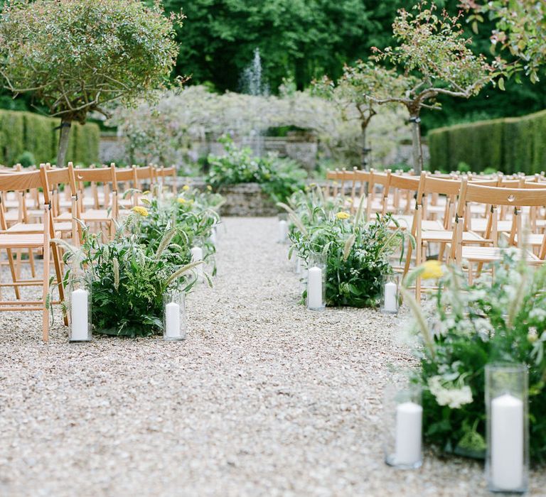 Aisle & Altar Style | Classic Green & White Outdoor Country Wedding at Voewood in Norfolk, Planned & Styled by Vanilla Rose Weddings & Events | Julie Michaelsen Photography