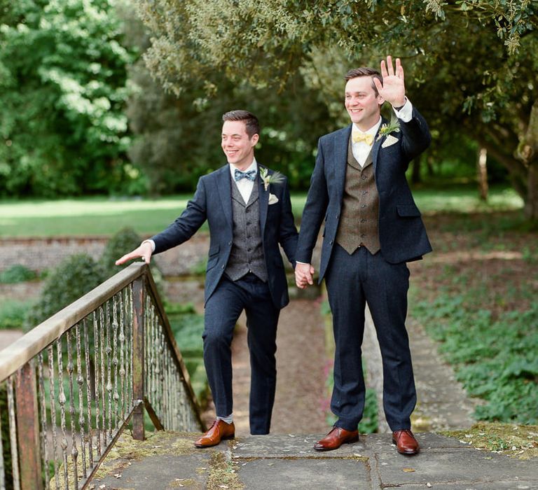 Grooms in Walker Slater Suits | Classic Green & White Outdoor Country Wedding at Voewood in Norfolk, Planned & Styled by Vanilla Rose Weddings & Events | Julie Michaelsen Photography