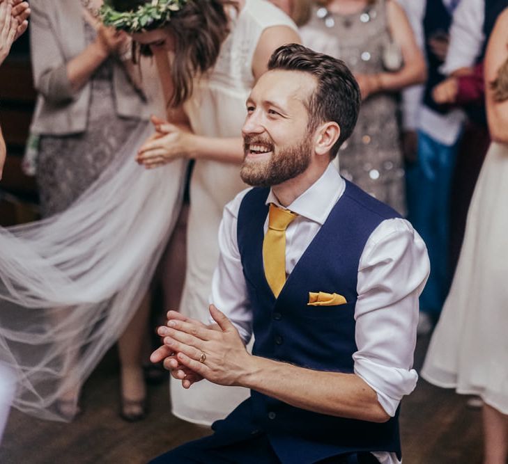 Groom in Navy Beggars Run Suit