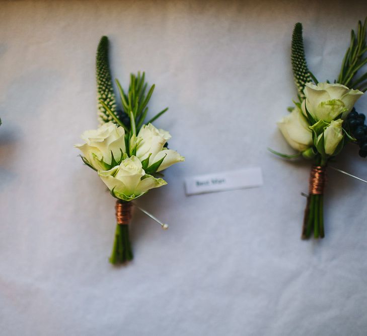 White Buttonholes | S6 Photography