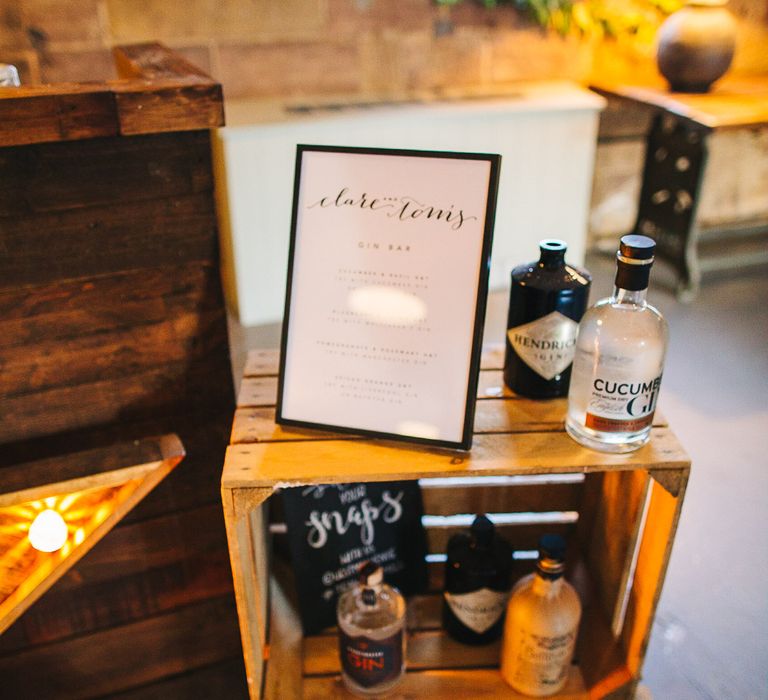 Gin Bar | Rustic Wooden Crates | S6 Photography