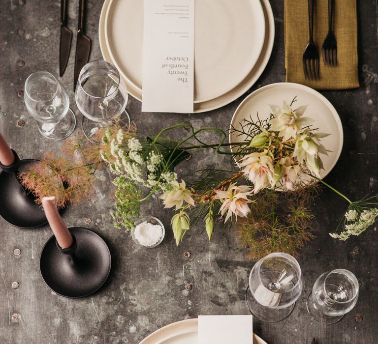 Elegant & Minimal Autumnal Wedding Inspiration