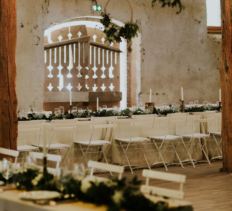 Rustic Wedding Reception Decor | Chic Rustic French Wedding at Le Morimont Styled by Féelicité | Photography by Chloe