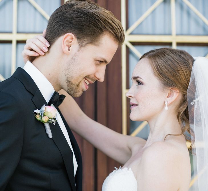 Elegant Bride & Groom