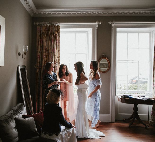 Beautiful Bridal Getting Ready Portraits