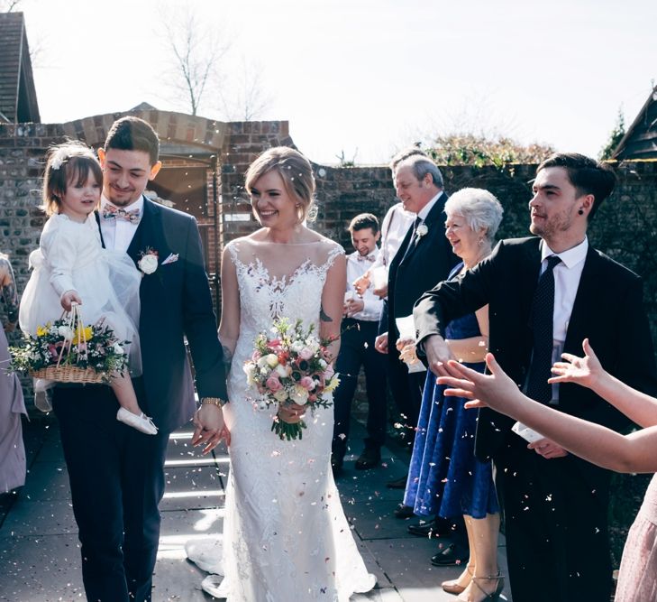 Family Confetti Moment | Dale Weeks Photography