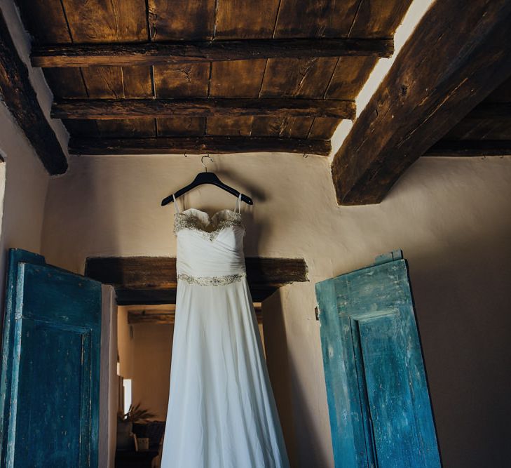 Justin Alexander Wedding Dress | Outdoor Destination wedding in the Tuscan Hills at Villa Podernovo, near Siena | Lush Imaging | Mrs Mash Up Films