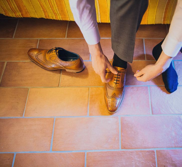 Groomsmen Getting Ready | Outdoor Destination wedding in the Tuscan Hills at Villa Podernovo, near Siena | Lush Imaging | Mrs Mash Up Films