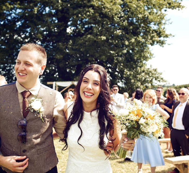 Outdoor Wedding Ceremony at Wood Farm | Vintage Weddings Photography