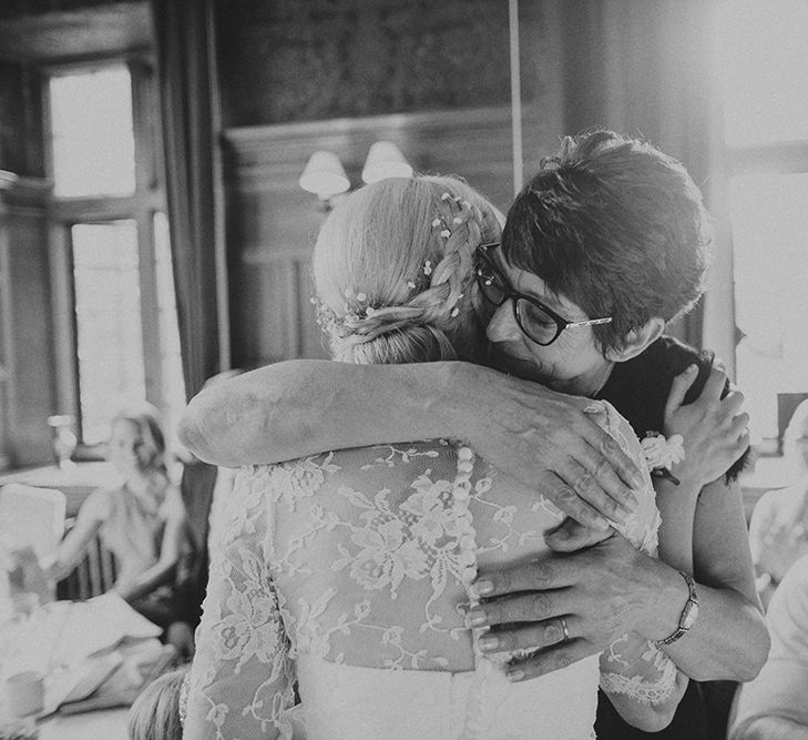 Wedding Guest Hugs | Marshal Gray Photography