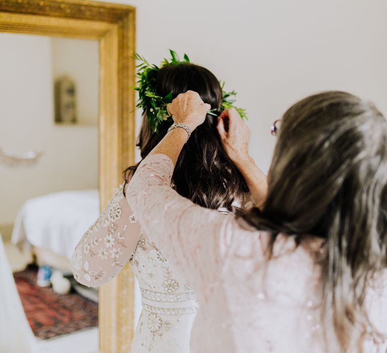 Wedding Morning | Bridal Preparations | Rustic, Greenery Wedding at Pimhill Barns Shropshire | Clara Cooper Photography | Second Shooter Helen Jane Smiddy Photography