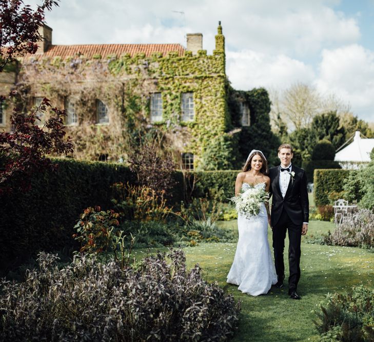 Elegant & Minimal Black Tie Wedding With Monochrome Colour Palette Kenneth Winston Bride Hugo Boss Groom Bridesmaids In White Darina Stoda Photography