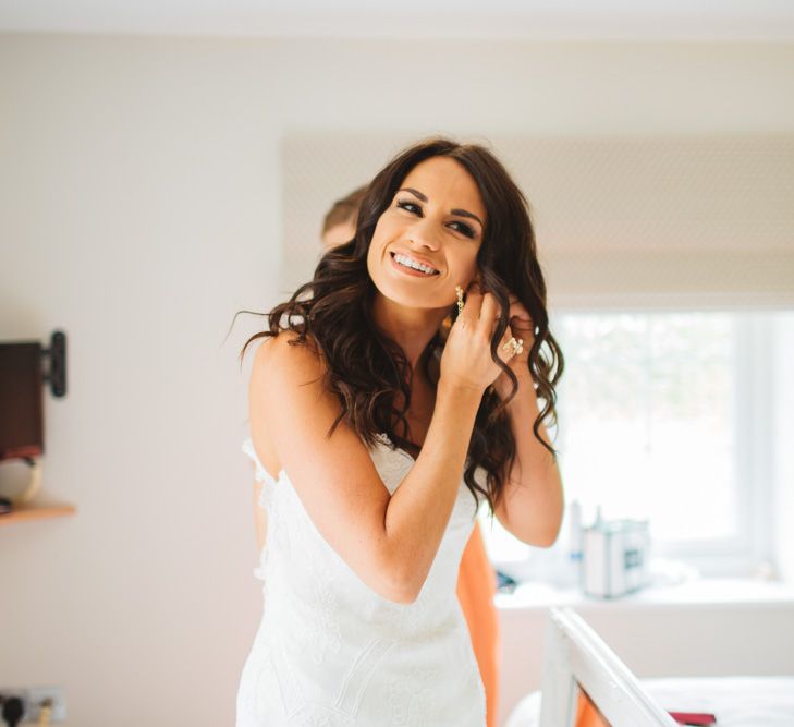 Bride Getting Ready | Loose Curls Bridal Hair