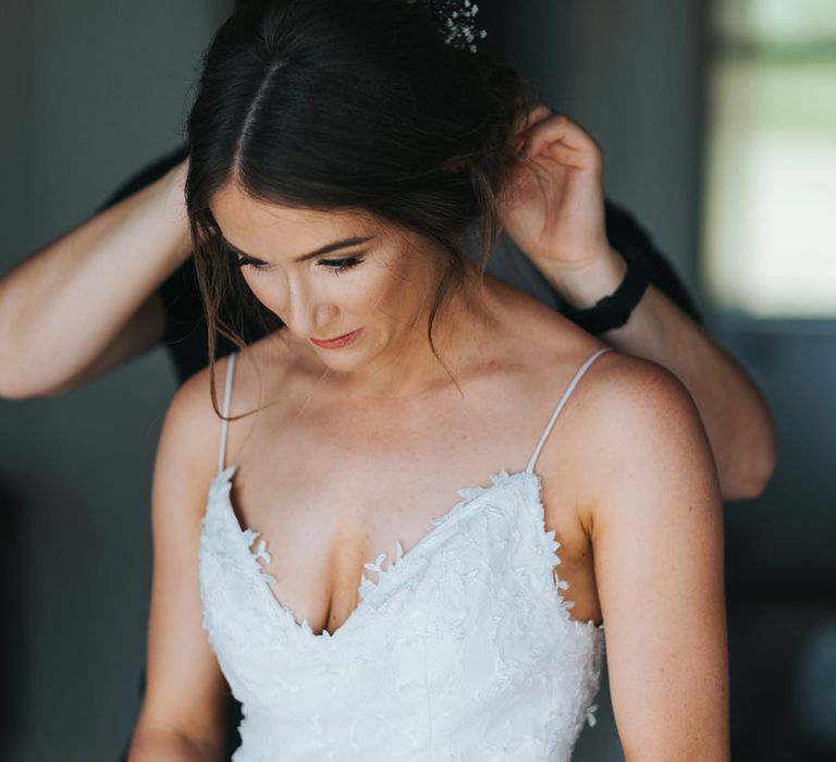 Wedding Morning Bridal Preparations | Bride in Estelle Sally Eagle Gown | Outdoor Coastal Wedding at Ohawini Bay in New Zealand with Natural Garden Party Reception | Miss Gen Photography