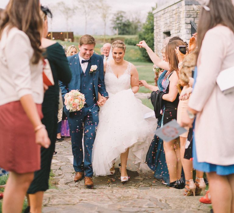 Bride & Groom Wedding Ceremony