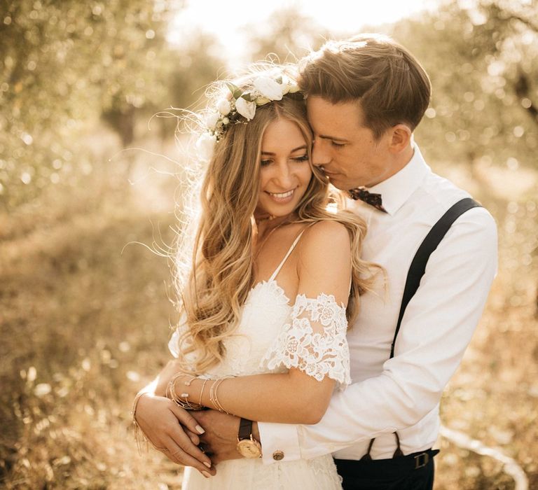 Romantic Outdoor Destination Wedding Umbria With White Linen, Foliage And Gold Accents With Bride In Bespoke Lace Dress And Images From Andrea & Federica