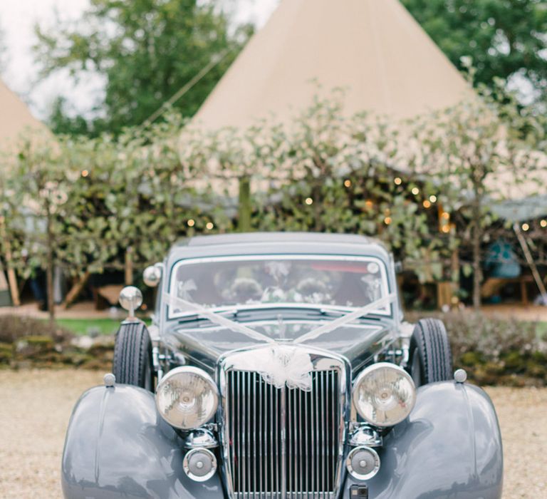 Vintage MG Wedding Car Image by Hannah Duffy Photography