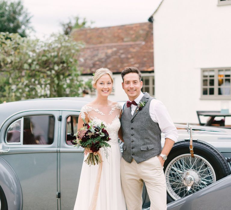 Bride & Groom Country Pub Wedding Images by Hannah Duffy Photography